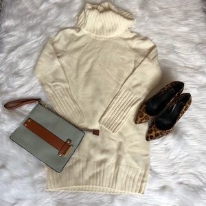 H&M Ivory Cowl Neck Turtleneck Sweater Size S